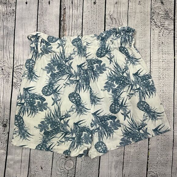 a.n.a Linen Blend Shorts - Picture 2 of 4